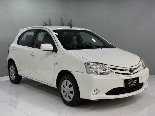 TOYOTA Etios - foto 3