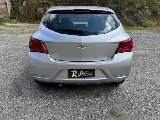 CHEVROLET Onix - foto 2