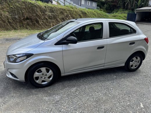 CHEVROLET Onix - foto 5