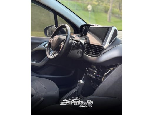 PEUGEOT 208 - foto 4
