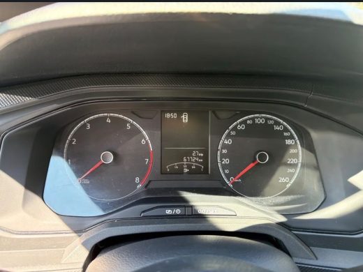 VOLKSWAGEN Polo - foto 4
