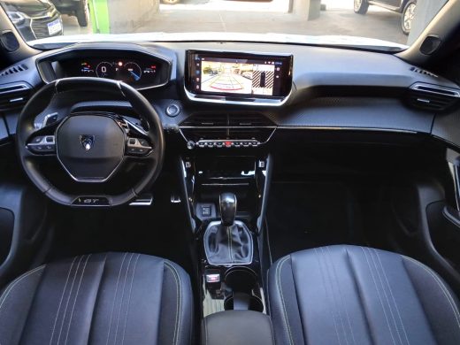 PEUGEOT 2008 - foto 8