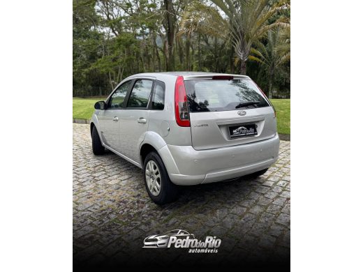 FORD Fiesta - foto 6