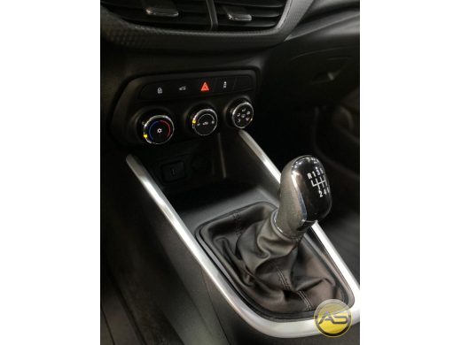 CHEVROLET Onix - foto 7