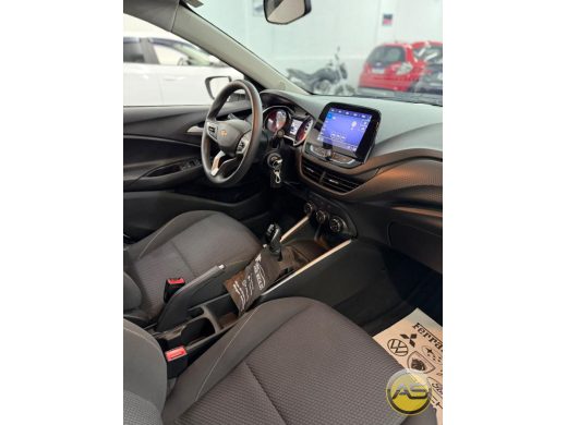 CHEVROLET Onix - foto 9