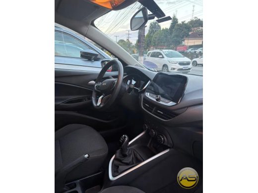 CHEVROLET Onix - foto 3