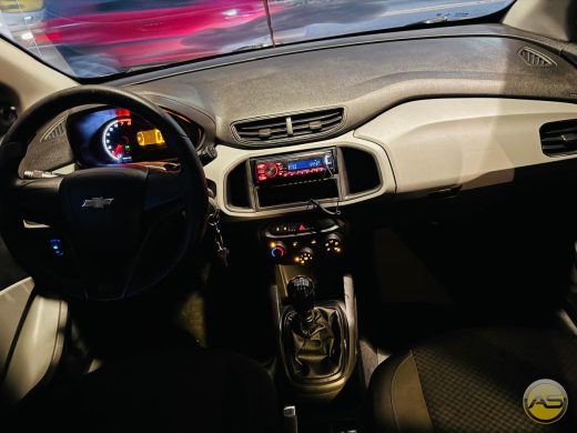 CHEVROLET Onix - foto 6