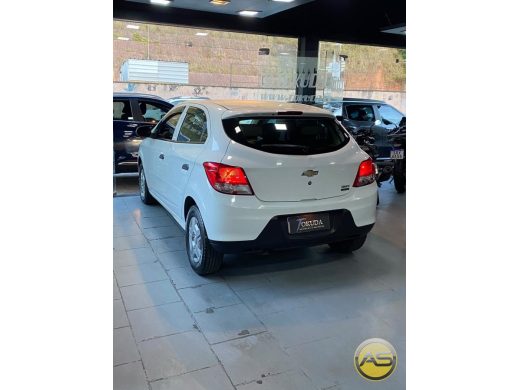 CHEVROLET Onix - foto 4