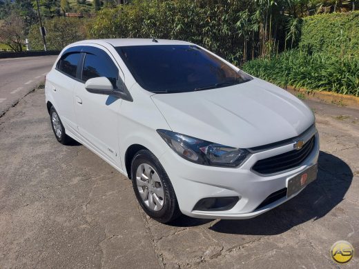 CHEVROLET Onix - foto 2