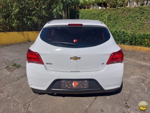 CHEVROLET Onix - foto 5