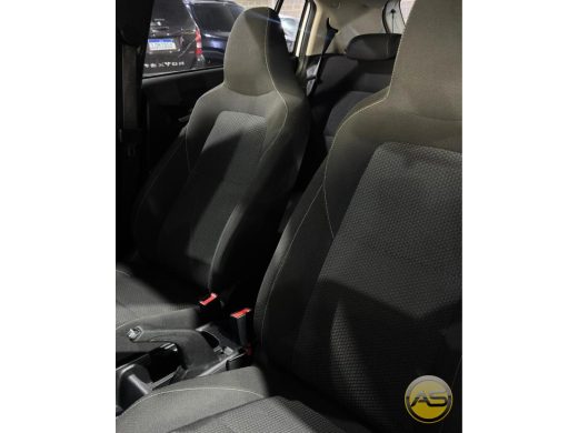 CHEVROLET Onix - foto 4