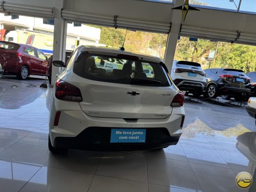 CHEVROLET Onix - foto 3