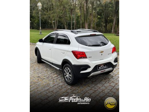 CHEVROLET Onix - foto 6