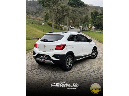 CHEVROLET Onix - foto 8