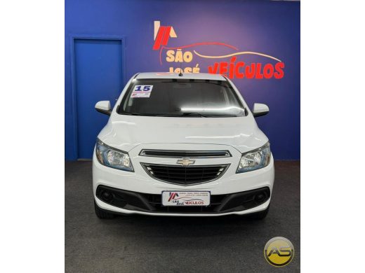 CHEVROLET Onix - foto 2