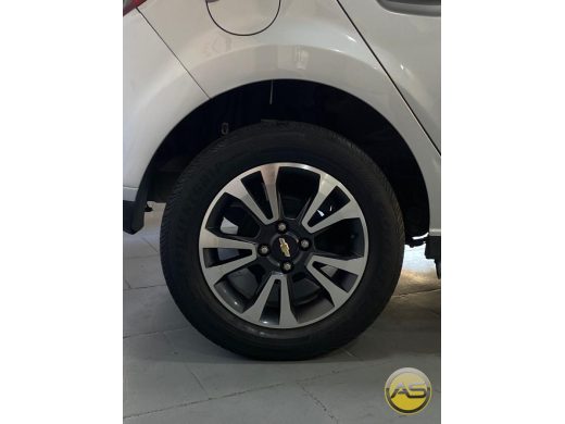 CHEVROLET Onix - foto 3