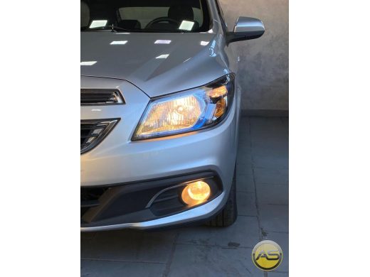 CHEVROLET Onix - foto 4