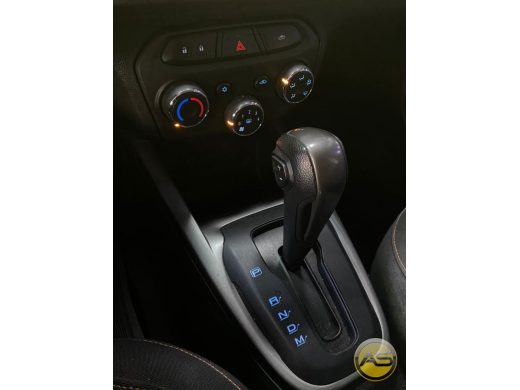 CHEVROLET Onix - foto 5