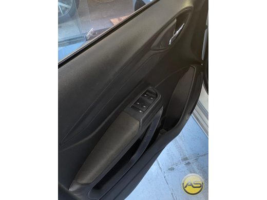 CHEVROLET Onix - foto 7