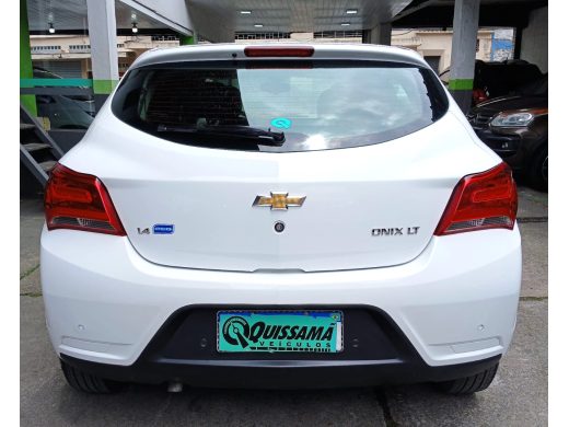 CHEVROLET Onix - foto 6