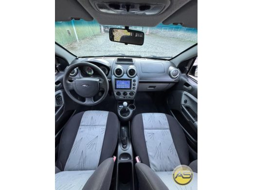 FORD Fiesta - foto 4