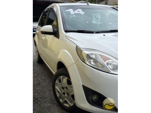 FORD Fiesta - foto 2