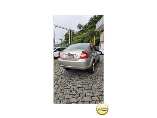 FORD Fiesta - foto 3