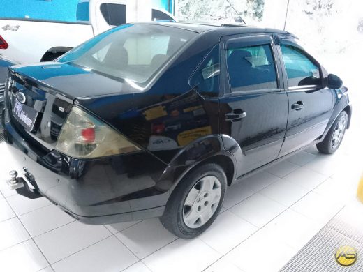 FORD Fiesta - foto 4