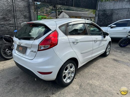 FORD Fiesta - foto 4