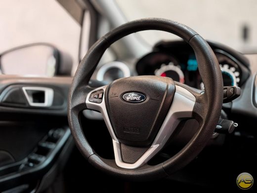 FORD Fiesta - foto 8