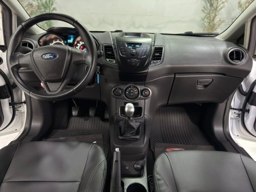 FORD Fiesta - foto 7