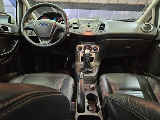 FORD Fiesta - foto 7