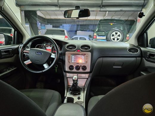 FORD Focus - foto 6