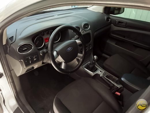 FORD Focus - foto 6