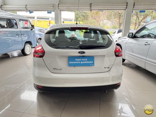FORD Focus - foto 4