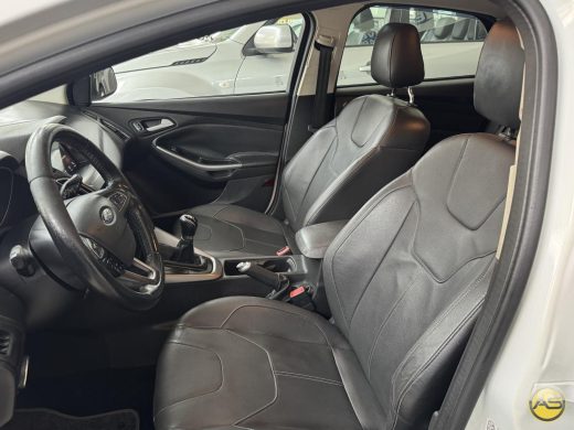 FORD Focus - foto 7