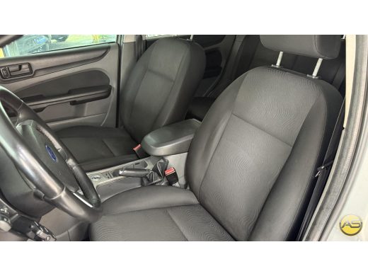 FORD Focus - foto 6