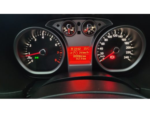 FORD Focus - foto 8