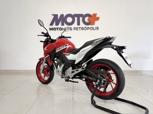 HONDA CB 250F TWISTER - foto 5