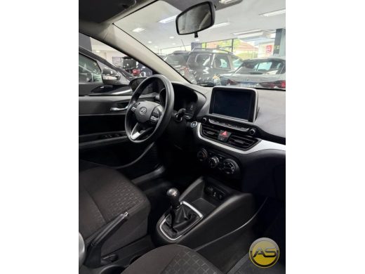 HYUNDAI HB20 - foto 4