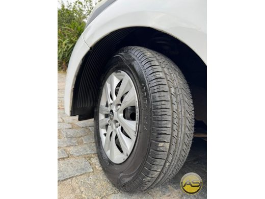 HYUNDAI HB20 - foto 7