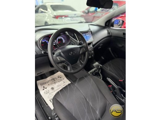 HYUNDAI HB20 - foto 5