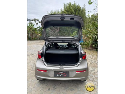 HYUNDAI HB20 - foto 7