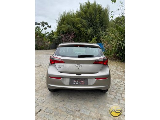 HYUNDAI HB20 - foto 8