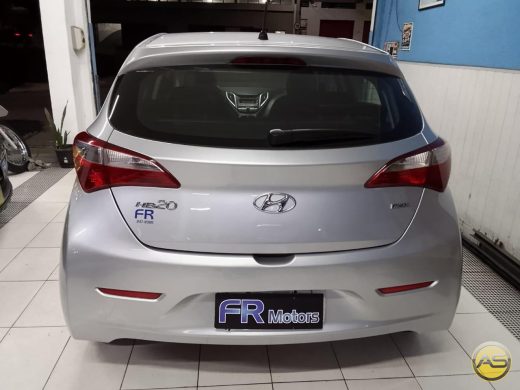 HYUNDAI HB20 - foto 2