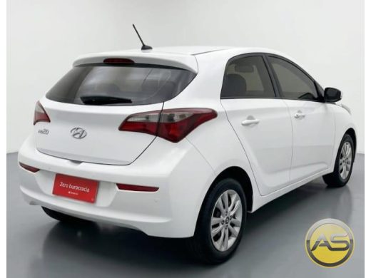 HYUNDAI HB20 - foto 6