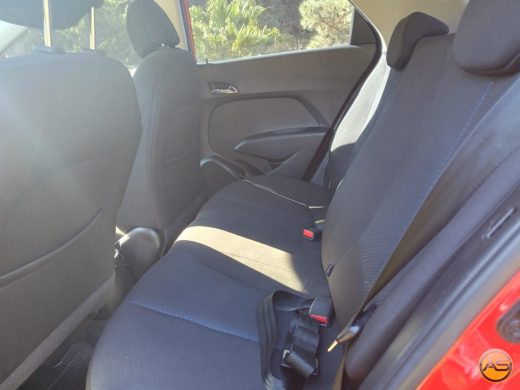 HYUNDAI HB20 - foto 8