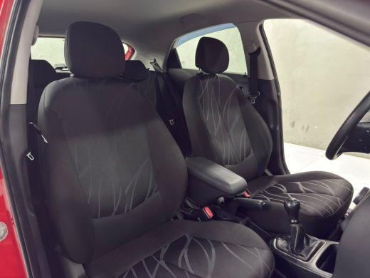 HYUNDAI HB20 - foto 9