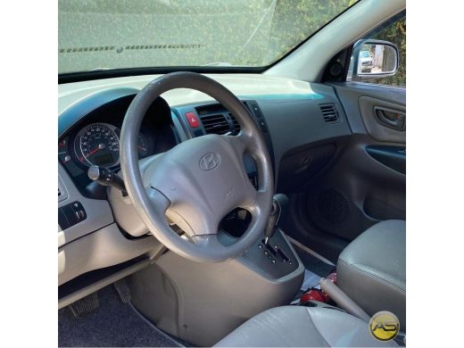 HYUNDAI Tucson - foto 2