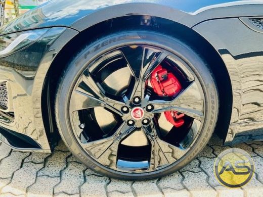 JAGUAR F-TYPE - foto 5